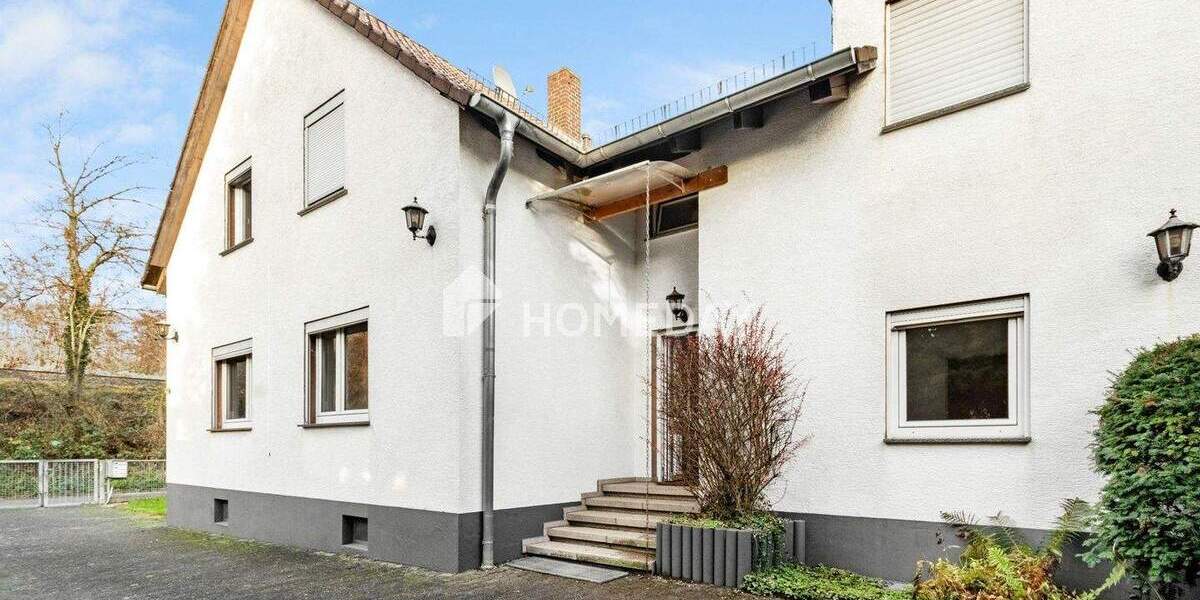 Mehrfamilienhaus, Wohnhaus Frankfurt Griesheim - 8 Zimmer, 175 m&sup2;, 399.000&euro; | Angebot:25389024