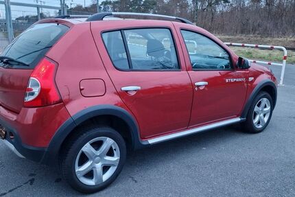 Dacia Sandero 37.584 km 7.450 &euro; Darmstadt 64293