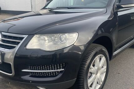 VW Touareg 354.000 km 5.999 &euro; Flörsheim am Main 65439