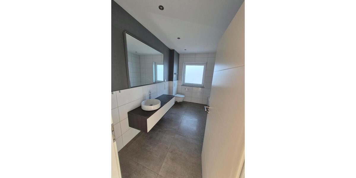 Dachgeschoßwohnung Büttelborn - 4 Zimmer, 110 m&sup2;, 1.800&euro; | Angebot:25493124