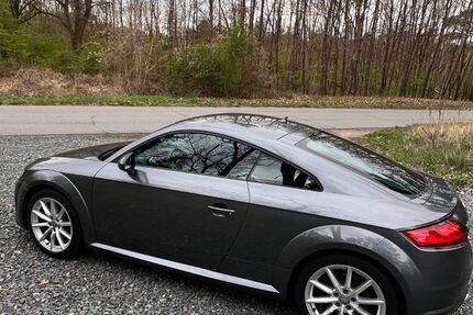Audi TT 111.000 km 21.990 &euro; Darmstadt 64295
