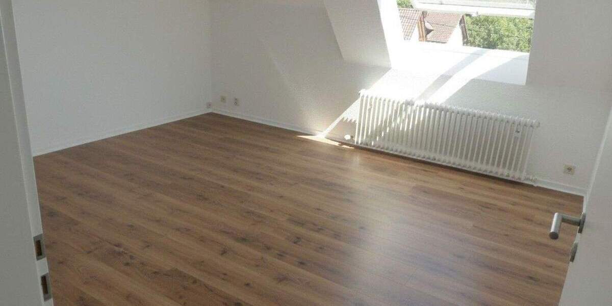 Bezugsfertige helle 3-Zimmerwohnung im guten Zustand in Hattersheim 3 zimmer