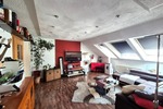 Helle 4,5 Zimmer Dachgeschoßwohnung mit großem Grundstücksanteil und Carport in Südhessen